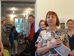 Viivi Aavik. S�nopsis