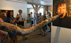 Saarepuu ja Plink. Maal